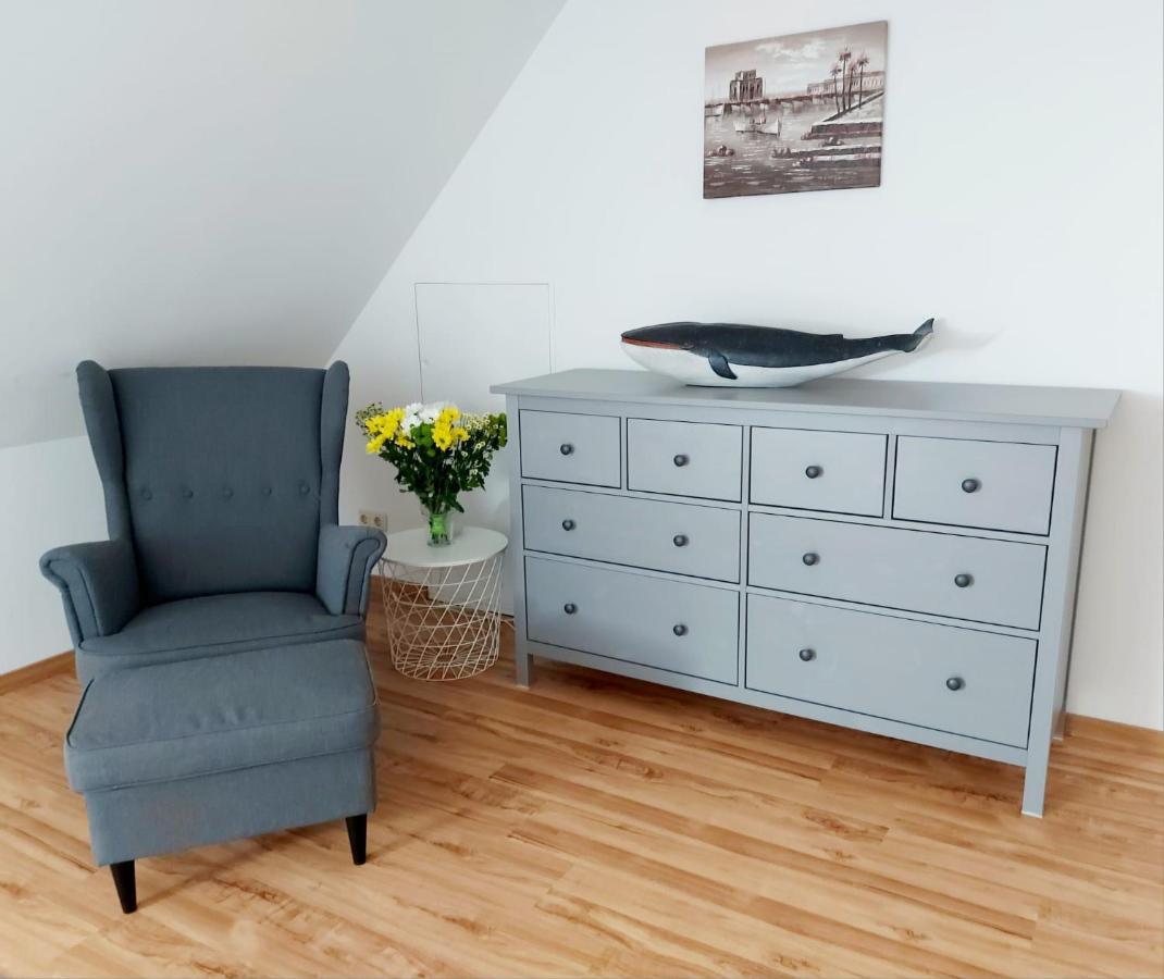Hochwertige Ferienwohnung Direkt Am Hafen Mit Balkon Karlshagen Exterior photo