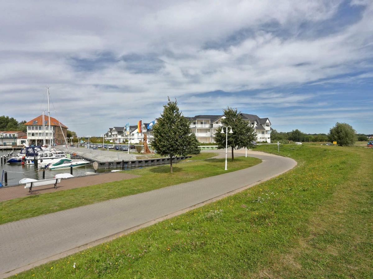 Hochwertige Ferienwohnung Direkt Am Hafen Mit Balkon Karlshagen Exterior photo